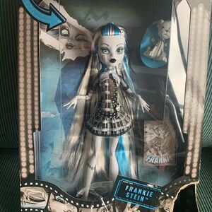 Monster High Frankie Stein Reel Drama